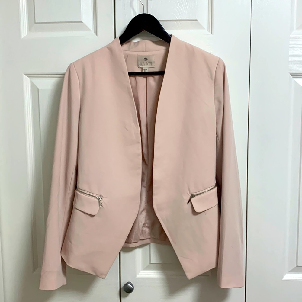Lila Rose open blazer